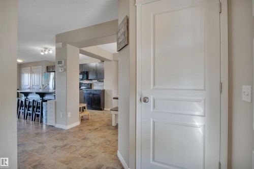 419 Hemingway Road, Edmonton, AB - Indoor Photo Showing Other Room