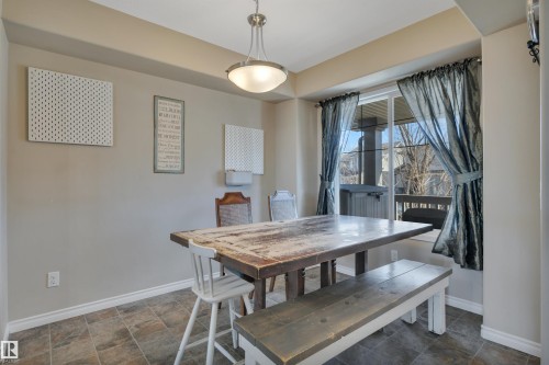 419 Hemingway Road, Edmonton, AB - Indoor Photo Showing Dining Room