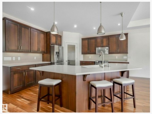 24 18343 Lessard Road, Edmonton, AB - Indoor Photo Showing Kitchen With Upgraded Kitchen