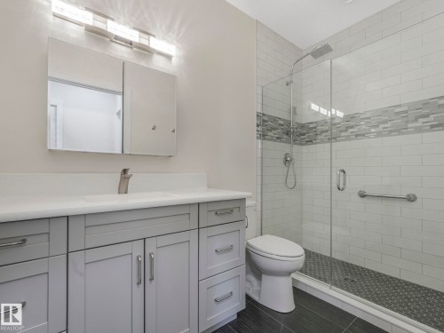 24 18343 Lessard Road, Edmonton, AB - Indoor Photo Showing Bathroom