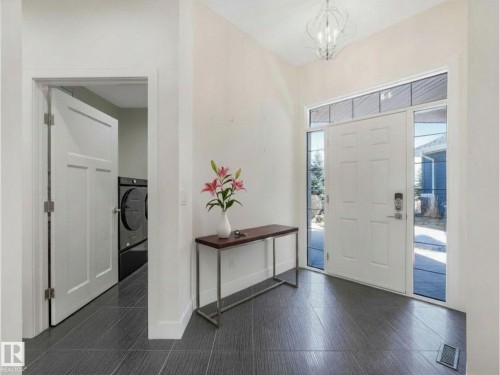 24 18343 Lessard Road, Edmonton, AB - Indoor Photo Showing Other Room