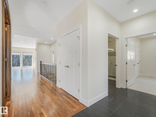 24 18343 Lessard Road, Edmonton, AB - Indoor Photo Showing Other Room