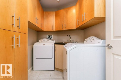 504 10108 125 Street, Edmonton, AB - Indoor Photo Showing Laundry Room