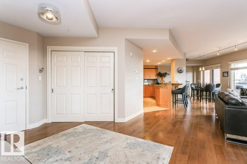 504 10108 125 Street, Edmonton, AB - Indoor
