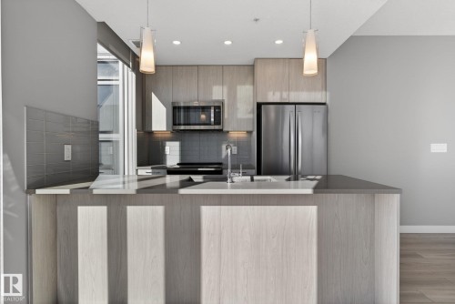 3104 10180 103 Street, Edmonton, AB - Indoor Photo Showing Kitchen With Upgraded Kitchen