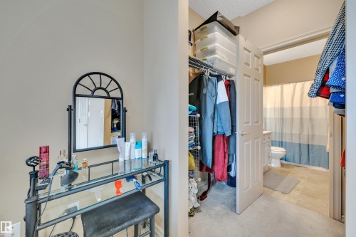 211 226 Macewan Road, Edmonton, AB - Indoor With Storage