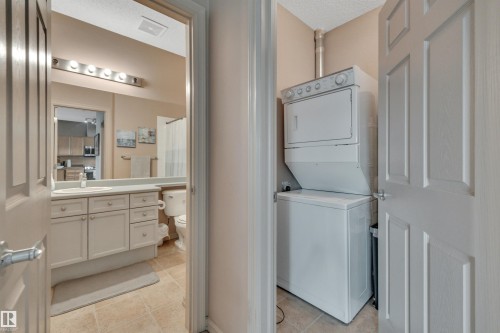 211 226 Macewan Road, Edmonton, AB - Indoor Photo Showing Laundry Room