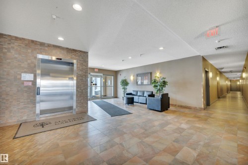 211 226 Macewan Road, Edmonton, AB - Indoor Photo Showing Other Room