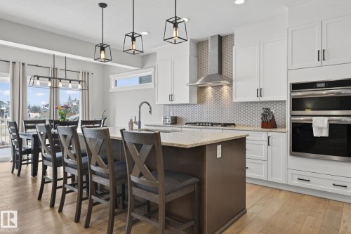2728 202 Street, Edmonton, AB - Indoor Photo Showing Kitchen With Upgraded Kitchen