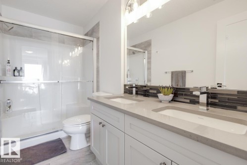 319 1316 Windermere Way, Edmonton, AB - Indoor Photo Showing Bathroom