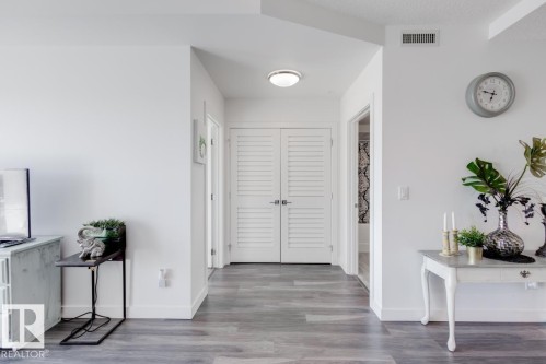 319 1316 Windermere Way, Edmonton, AB - Indoor Photo Showing Other Room