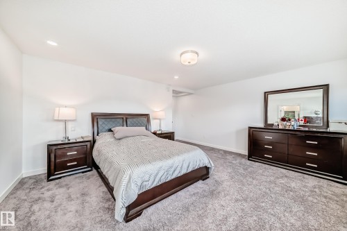 922 173A Street, Edmonton, AB - Indoor Photo Showing Bedroom