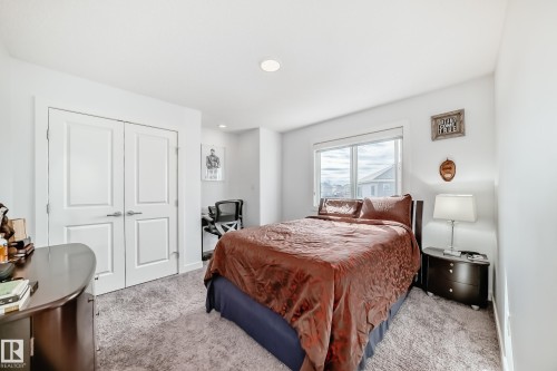 922 173A Street, Edmonton, AB - Indoor Photo Showing Bedroom