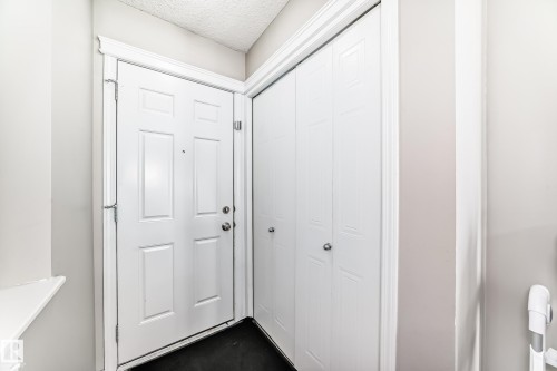 14043 151 Avenue, Edmonton, AB - Indoor Photo Showing Other Room