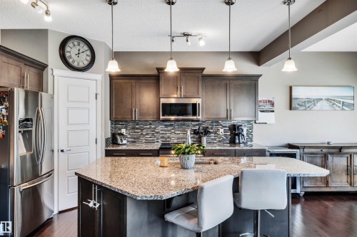 1539 Chapman Way, Edmonton, AB - Indoor