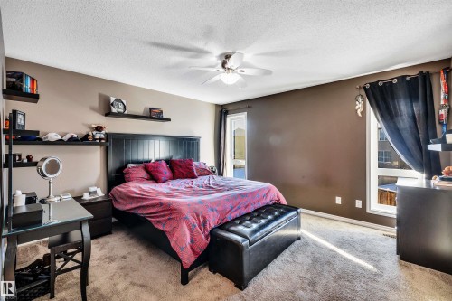 1539 Chapman Way, Edmonton, AB - Indoor Photo Showing Bedroom