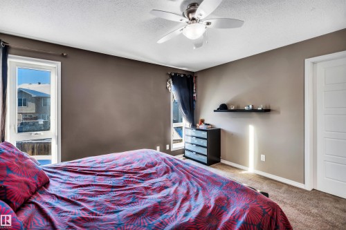 1539 Chapman Way, Edmonton, AB - Indoor Photo Showing Bedroom