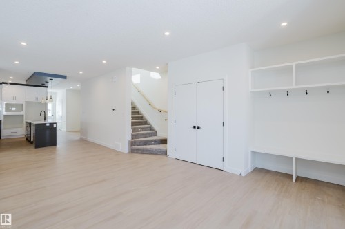 9707 157 St Nw, Edmonton, AB - Indoor Photo Showing Other Room