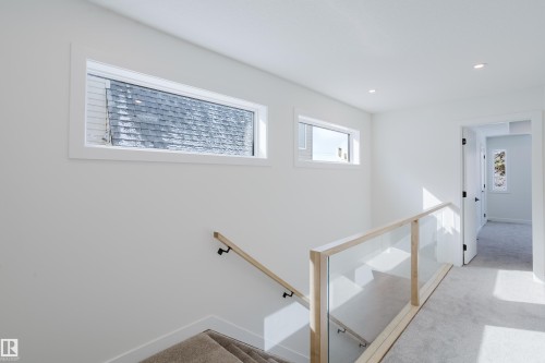 9707 157 St Nw, Edmonton, AB - Indoor Photo Showing Other Room