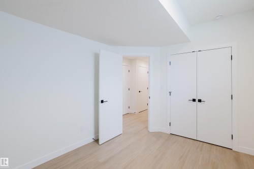 9707 157 St Nw, Edmonton, AB - Indoor Photo Showing Other Room