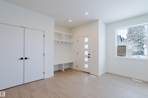 9707 157 St Nw, Edmonton, AB - Indoor Photo Showing Other Room