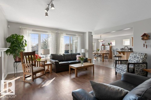 7 Erin Close, St. Albert, AB - Indoor Photo Showing Living Room