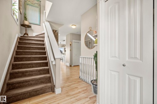 114 Mclaughlin Drive, Spruce Grove, AB - Indoor Photo Showing Other Room