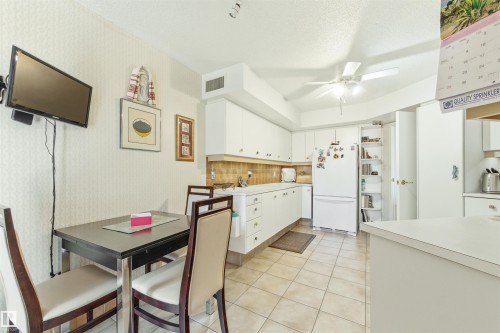 4C 10050 118 Street, Edmonton, AB - Indoor Photo Showing Dining Room