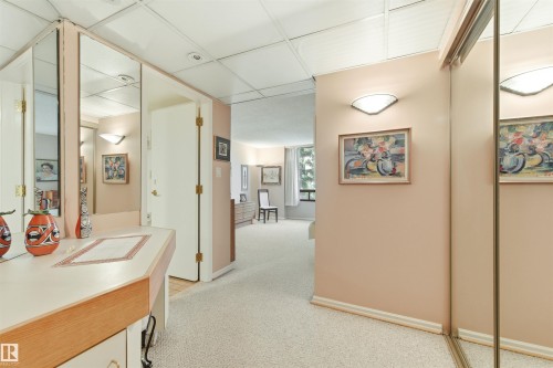 4C 10050 118 Street, Edmonton, AB - Indoor Photo Showing Other Room