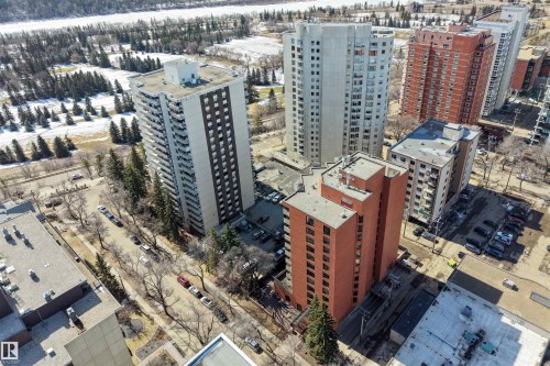 4C 10050 118 Street, Edmonton, AB - Outdoor