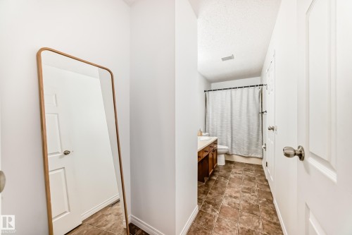 5 Dillon Place, St. Albert, AB - Indoor Photo Showing Other Room