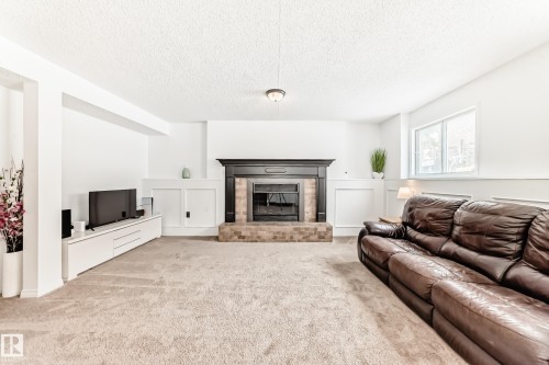 5 Dillon Place, St. Albert, AB - Indoor Photo Showing Living Room With Fireplace