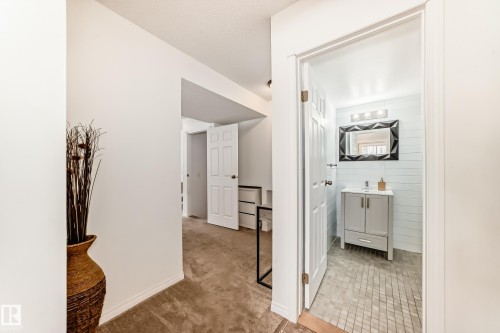 5 Dillon Place, St. Albert, AB - Indoor Photo Showing Other Room