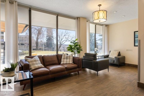 1403 9808 103 Street, Edmonton, AB - Indoor Photo Showing Living Room
