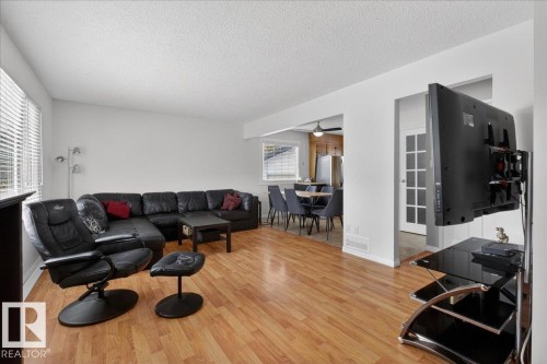 14006 21A Street, Edmonton, AB - Indoor Photo Showing Living Room
