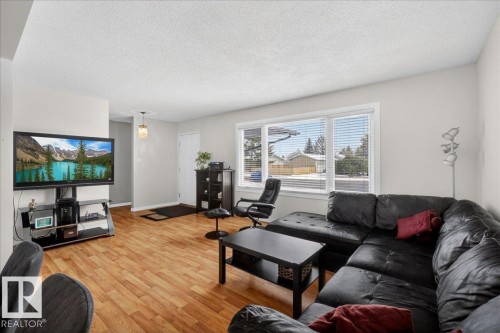 14006 21A Street, Edmonton, AB - Indoor Photo Showing Living Room