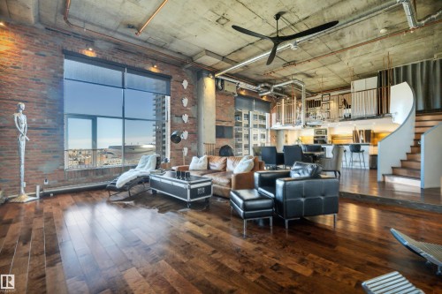 1004 10179 105 Street, Edmonton, AB - Indoor