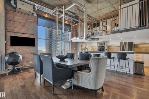 1004 10179 105 Street, Edmonton, AB - Indoor