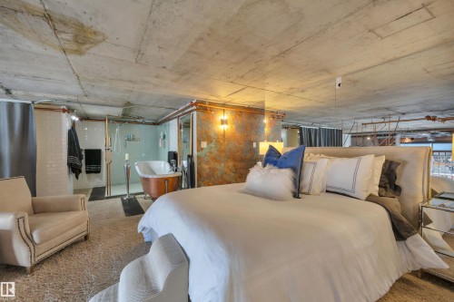 1004 10179 105 Street, Edmonton, AB - Indoor Photo Showing Bedroom