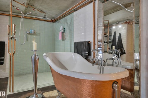 1004 10179 105 Street, Edmonton, AB - Indoor Photo Showing Bathroom