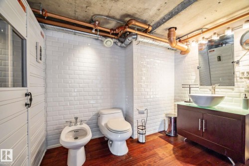 1004 10179 105 Street, Edmonton, AB - Indoor Photo Showing Bathroom