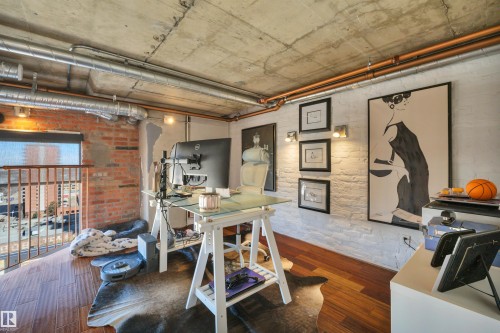 1004 10179 105 Street, Edmonton, AB - Indoor