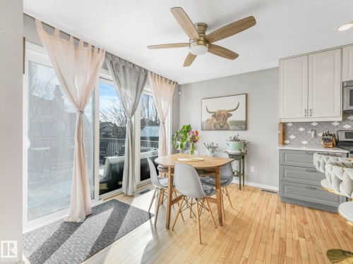 2354 Taylor Close, Edmonton, AB - Indoor