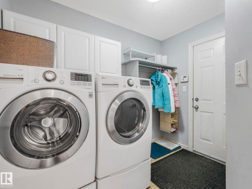 2354 Taylor Close, Edmonton, AB - Indoor Photo Showing Laundry Room