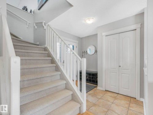 2354 Taylor Close, Edmonton, AB - Indoor Photo Showing Other Room