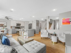 2354 TAYLOR Close  Edmonton, AB T6R 3J8