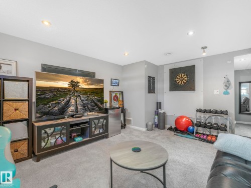 2354 Taylor Close, Edmonton, AB - Indoor Photo Showing Living Room