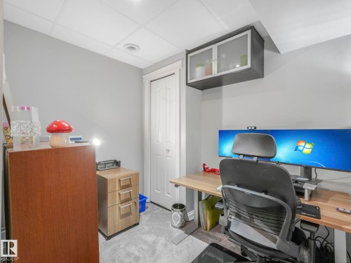 2354 Taylor Close, Edmonton, AB - Indoor