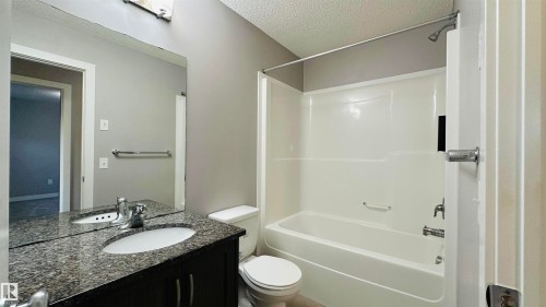 1105 33A Street, Edmonton, AB - Indoor Photo Showing Bathroom