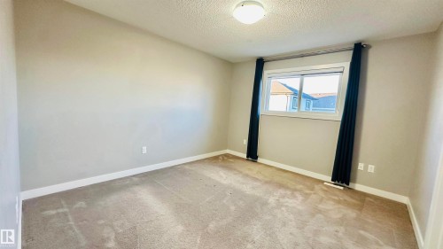 1105 33A Street, Edmonton, AB - Indoor Photo Showing Other Room